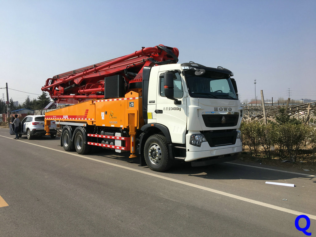 小型混凝土泵车 天泵 小型泵车 混凝土泵