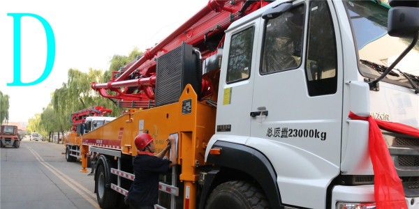 农村建设时怎么选择一款适合的混凝土泵车