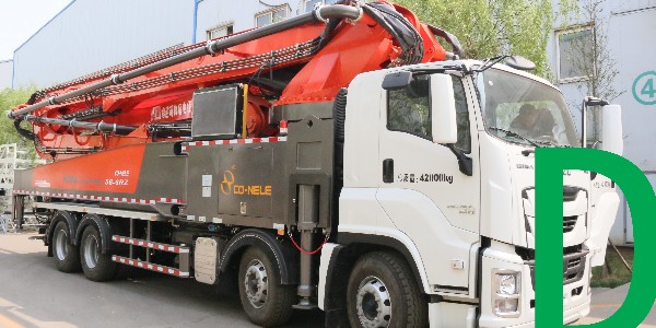 拆出料管法将泵车管道清洗干净