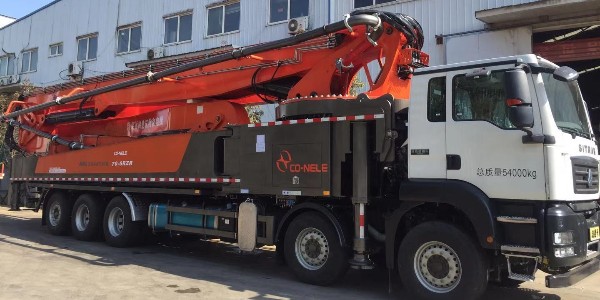 如何使用泵车，能让它时长更久