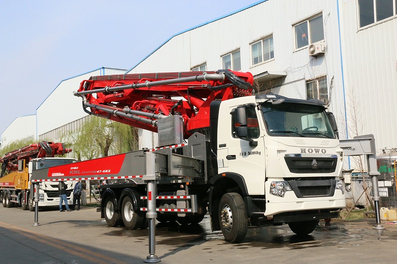 混凝土泵车