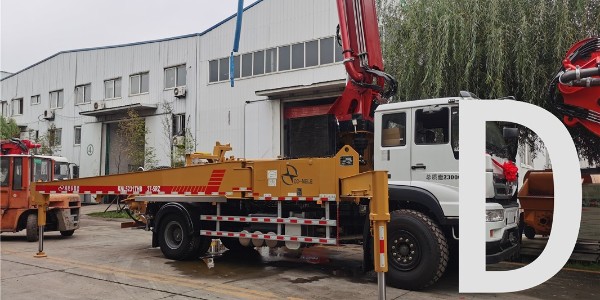 如何保持泵车油杯润滑？