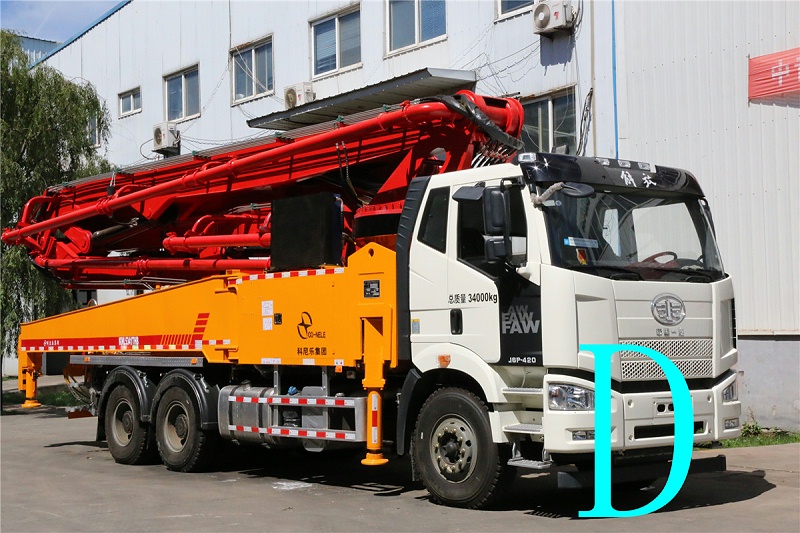 青岛小型混凝土泵车价格 (8)