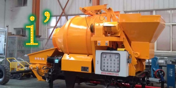 在搅拌机一级保养过程中，离合器是否需要拆检应该如何判断？