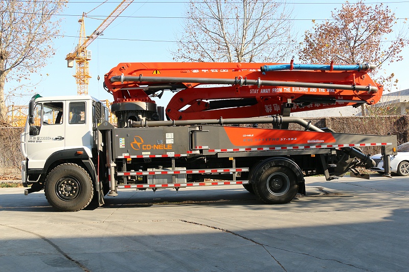 37米泵车 (11)