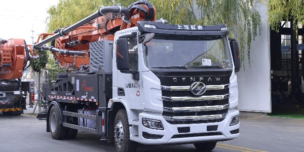 混凝土泵车的维修人员需要注意哪些事项