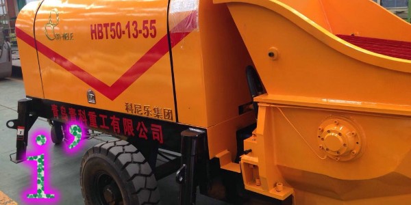 在使用混凝土输送泵时，在泵体设置专用控制开关的作用是什么？