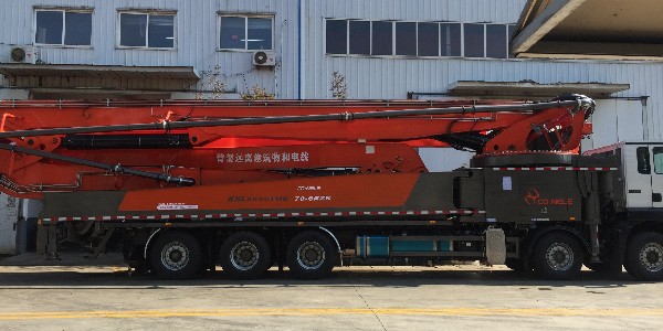 混凝土泵车出料速度有个理论排量与实际排量