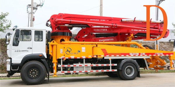 日常混凝土输送泵选用时要注意什么？